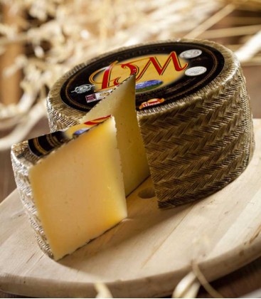 Queso DM Añejo